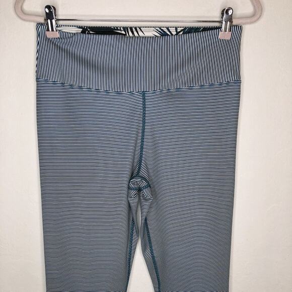 NWOT Nanette Lepore Activewear Celestial Striped Equator Crop Tights Leggings M - Picture 4 of 12